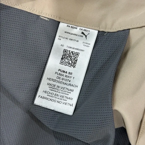 Puma Golf Shorts, Puma way 1 light khaki color, size US 34 waist lightweight - Picture 5 of 13